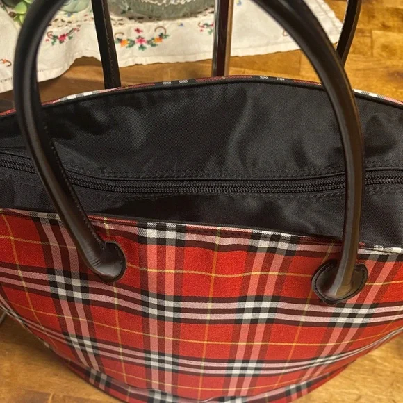 Burberry Blue Label Red and Black Plaid Tote  Free COA included ! Like new ! - Picture 3 of 15